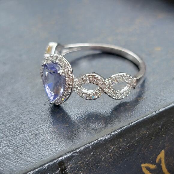 Elegant Rhodium-Plated Size 9 Pear-Shaped Violet Gemstone Ring - Picture 10 of 11